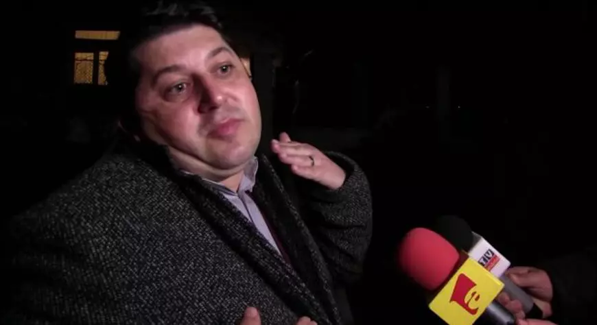 Primarul din Orșova a fost amenințat cu un cuțit într-o benzinărie. Agresorul, reținut de polițiști