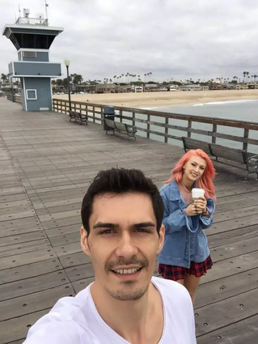 George Burcea, un gentleman în frig pe plaja Sunset Beach. Ce face Andreea Bălan înainte de nuntă