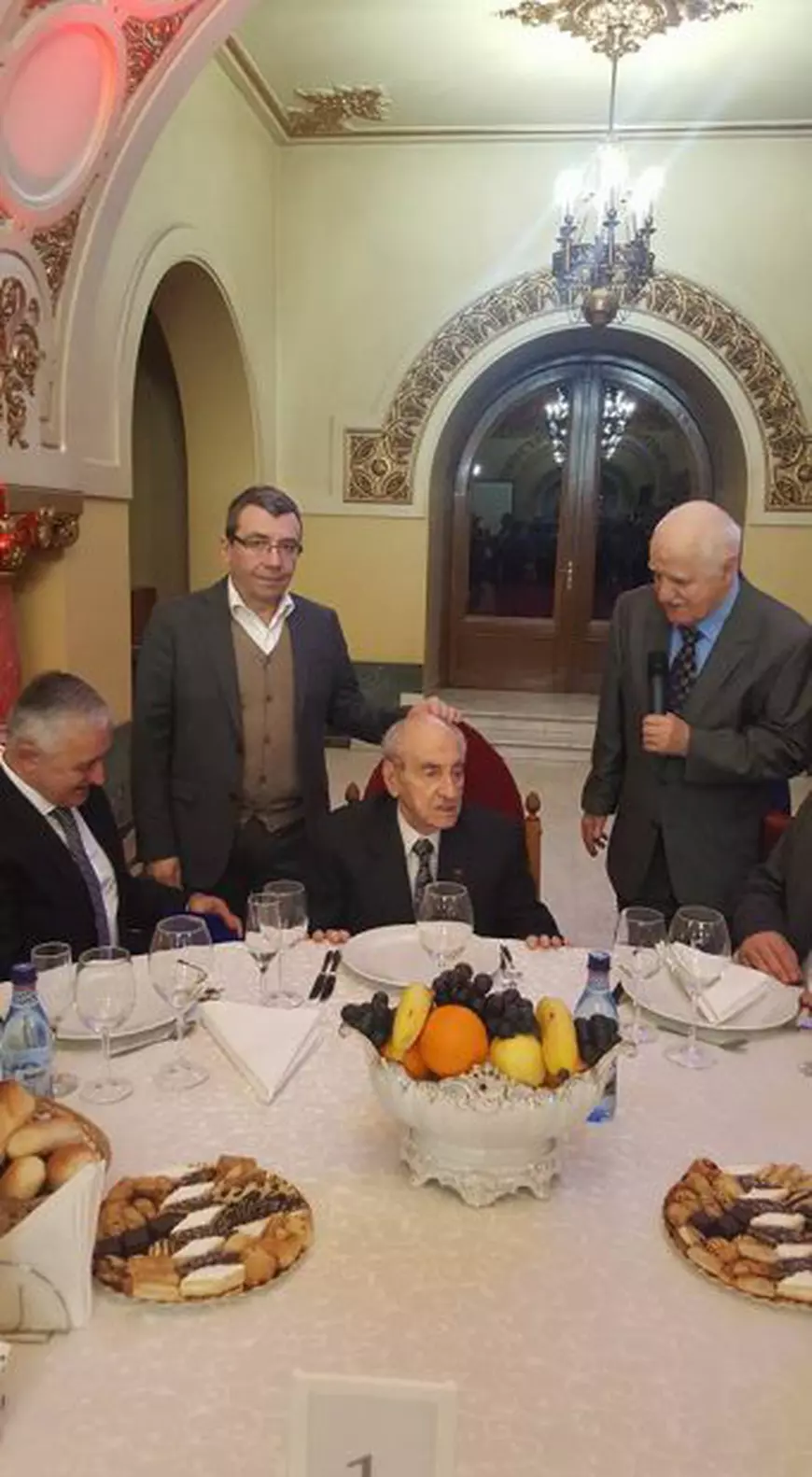 Mircea Ionescu Quintus, sărbătorit de partid, la 100 de ani: Fostul lider Vasile Blaga, printre invitați