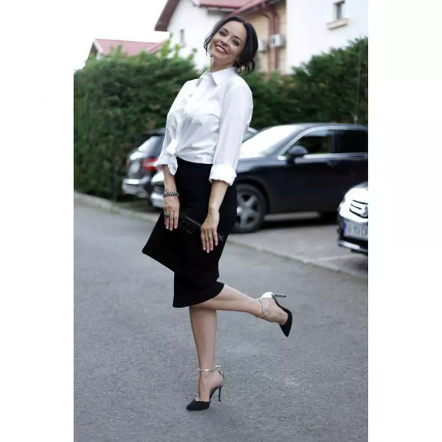 Andreea Marin și-a șocat din nou fanii. A ieșit în mijlocul străzii și le-a arătat tuturor cât de mult a slăbit
