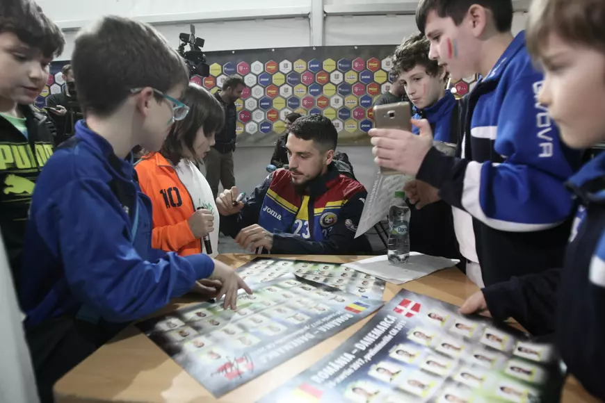 Nicolae Stanciu, cel mai bine cotat fotbalist român, promite victoria cu Danemarca: ”Ar fi frumos să dați titlul StanTwo” | EXCLUSIV