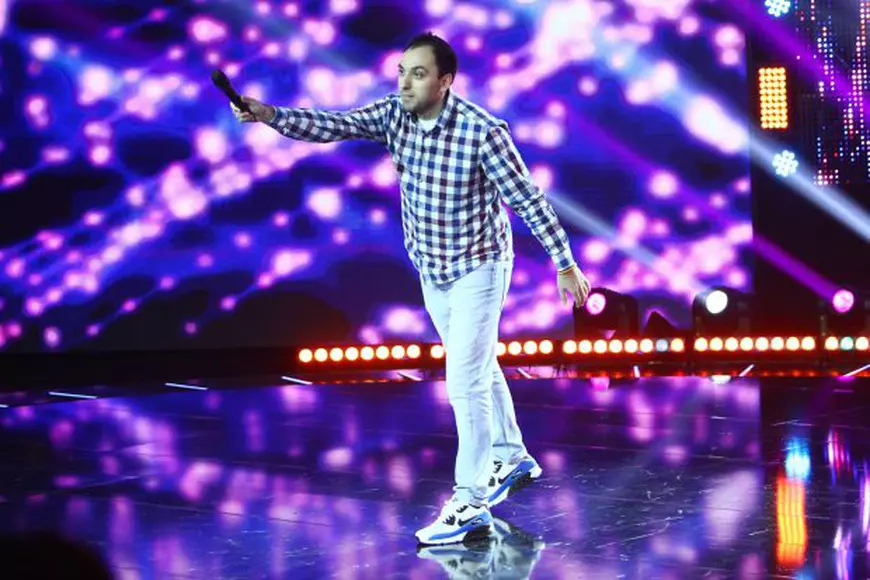 Un concurent de la iUmor aruncă bomba. “Bendeac e plătit să râdă, nu vă luați după el”