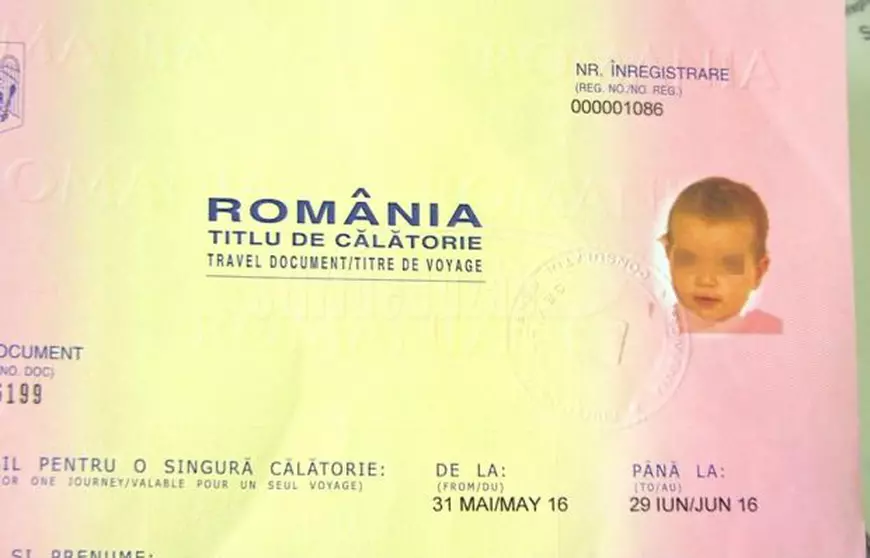 Fetița unor români din Spania nu are identitate din cauza legislației. Părinții ei sunt din Buzău și se luptă ca fiica lor să fie recunoscută de statul român