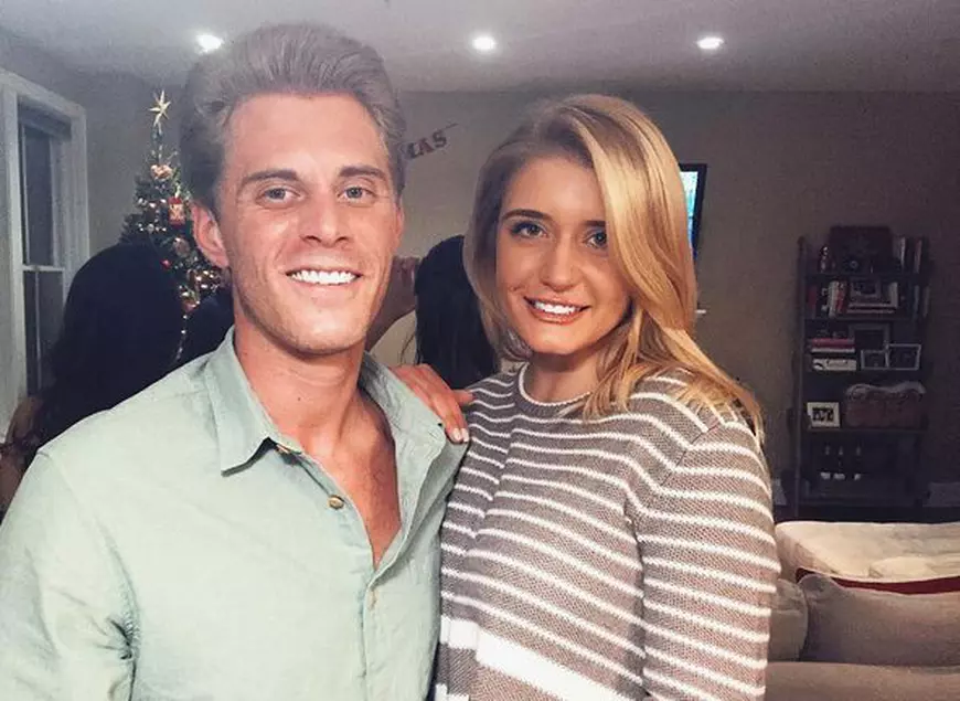 Nepoata Angelei Similea radiază de fericire. Grace Hilgen îndrăgostită de Tim | VIDEO