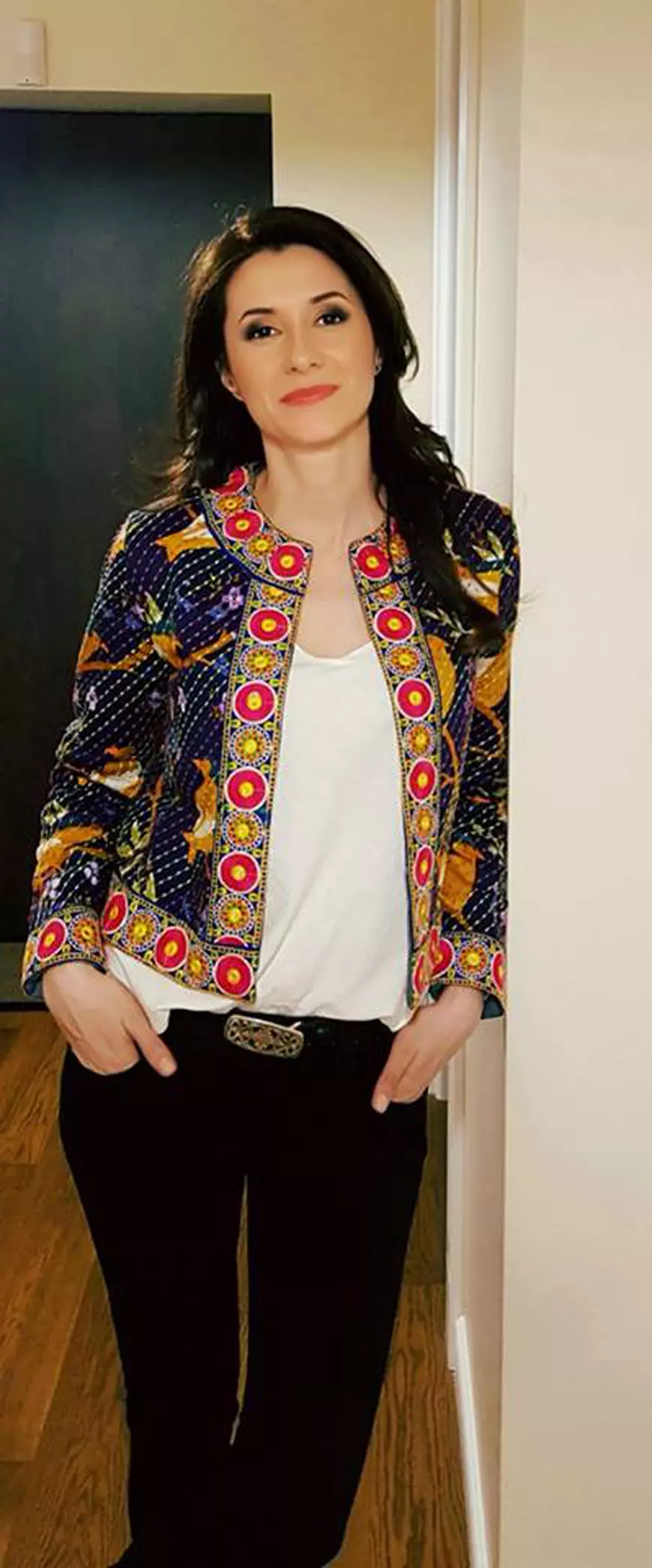 Finala selecţiei naţionale Eurovision 2017 a fost prezentată de seducătoarea Iuliana Tuodr, moderatoarea uneia dintre cele mai de succes emisiuni de la TVR, 