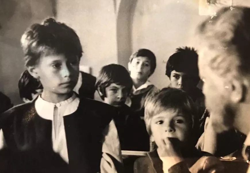 Cum arăta Marius Manole când era mic. Concurentul de la Uite cine dansează! nu s-a schimbat deloc