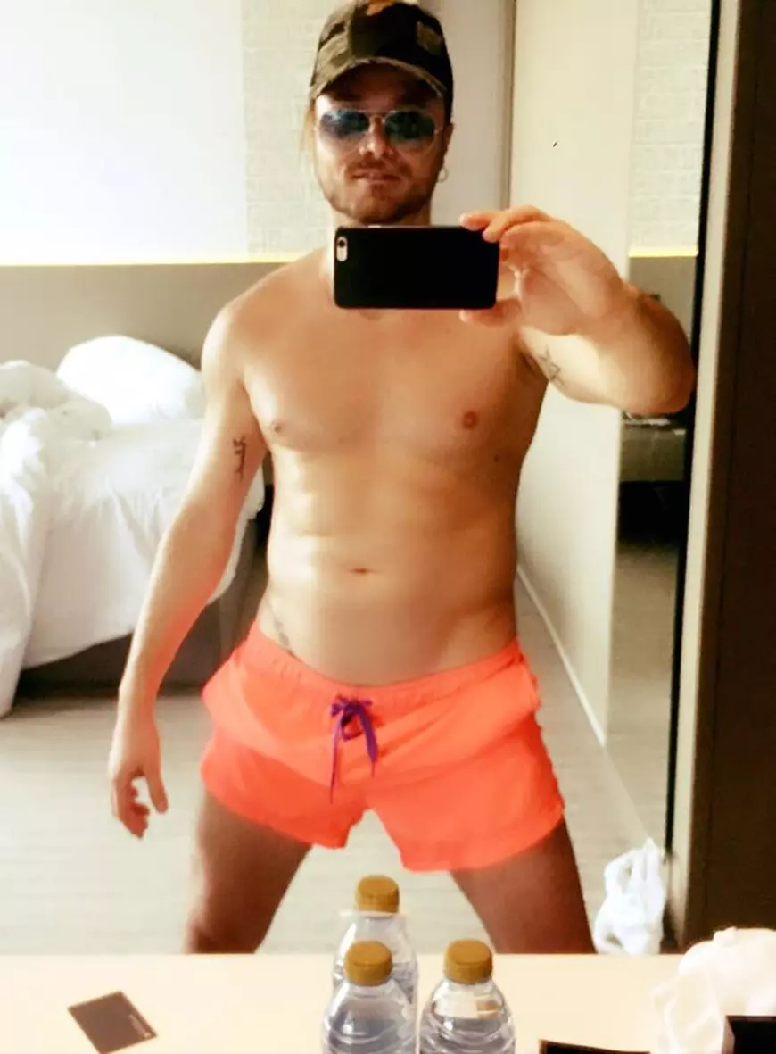 VIDEO EXCLUSIV / Frica de spațiile închise l-a transformat pe soțul Gabrielei Cristea în cetățean model. Are fobie de pușcărie!