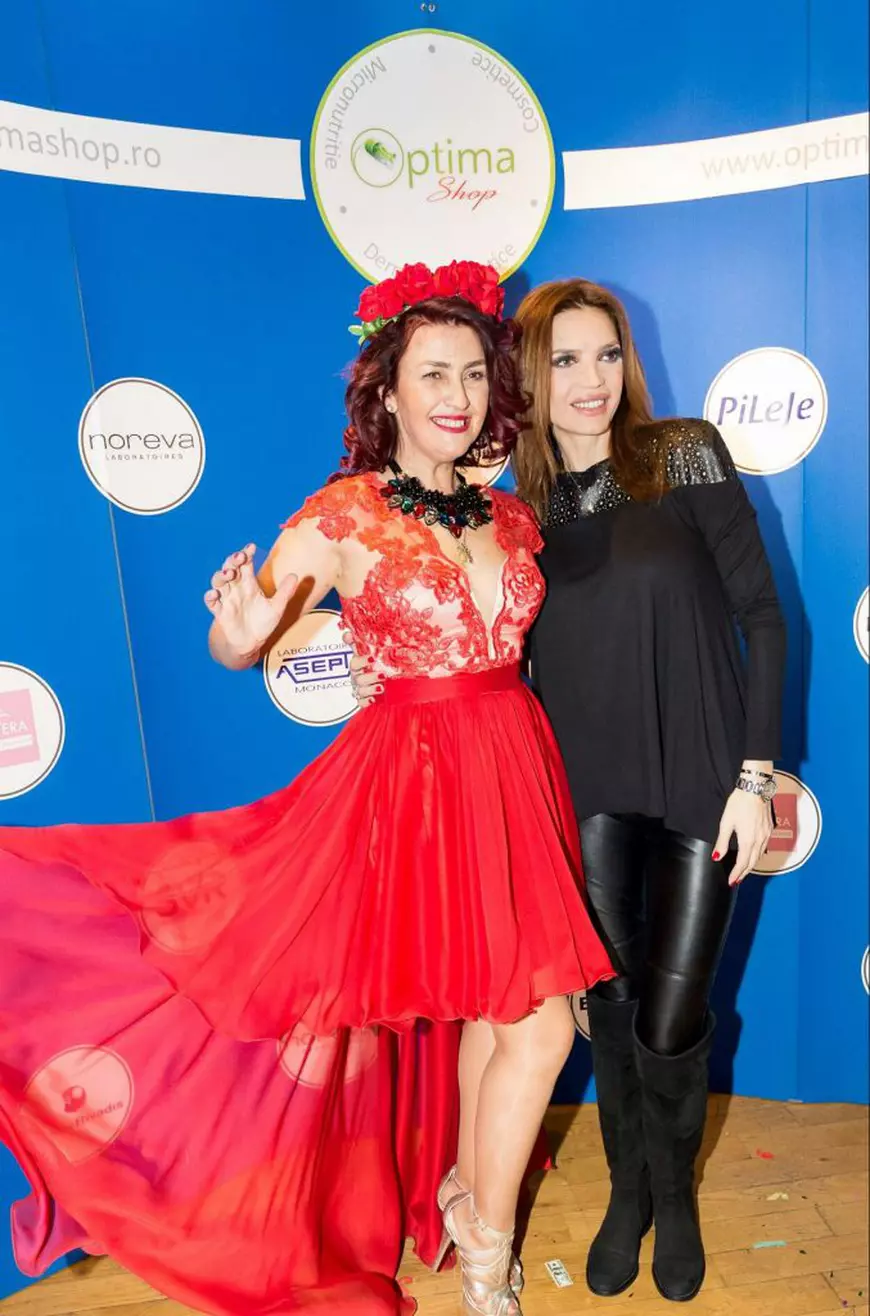 FOTO EXCLUSIV / Rona Hartner s-a dezlănțuit la petrecerea-surpriză organizată de ziua ei de naștere. Mereu tânără!