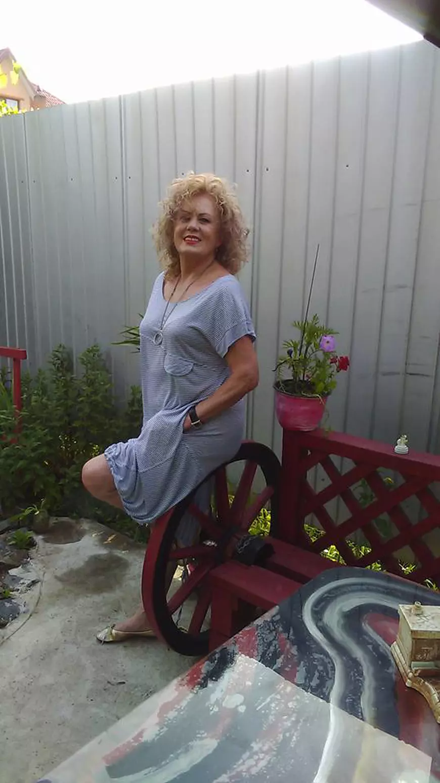 Cum arată acum văduva lui Dan Spătaru. Incredibil cât de sexy pozează | FOTO