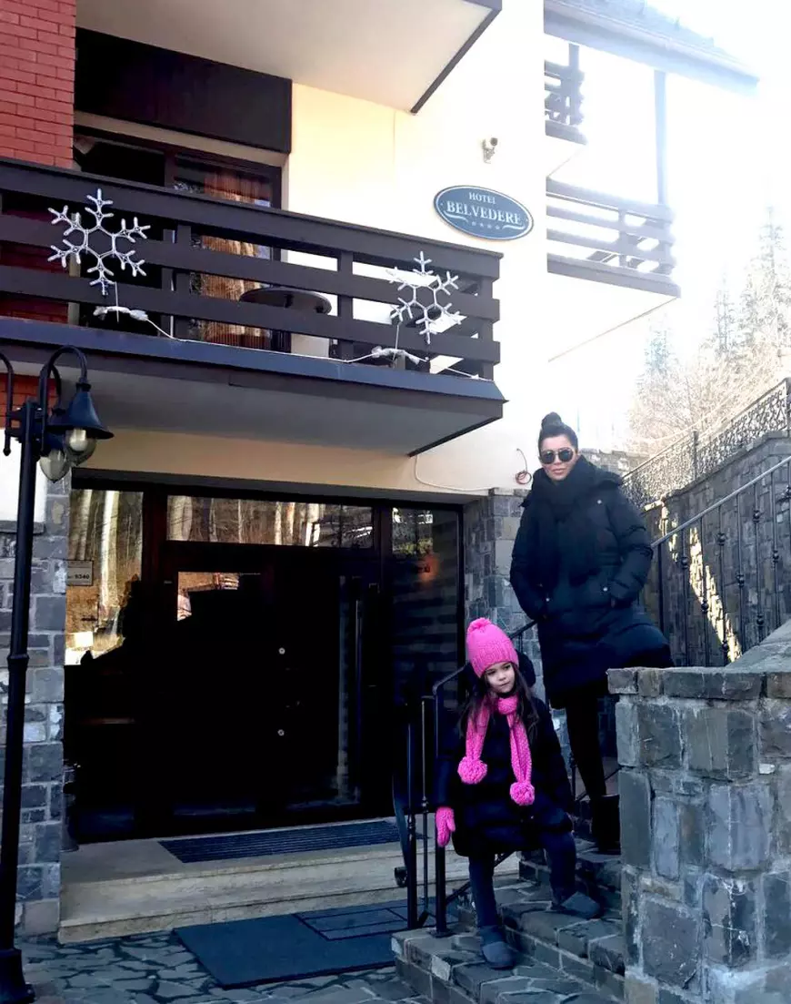 Simona Pătruleasa, în vacanță cu soțul și fiica. Ce spune vedeta despre momentele petrecute alături de familia sa