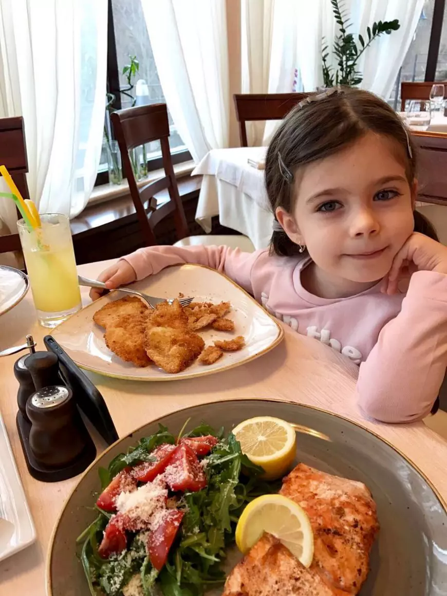 Simona Pătruleasa, în vacanță cu soțul și fiica. Ce spune vedeta despre momentele petrecute alături de familia sa