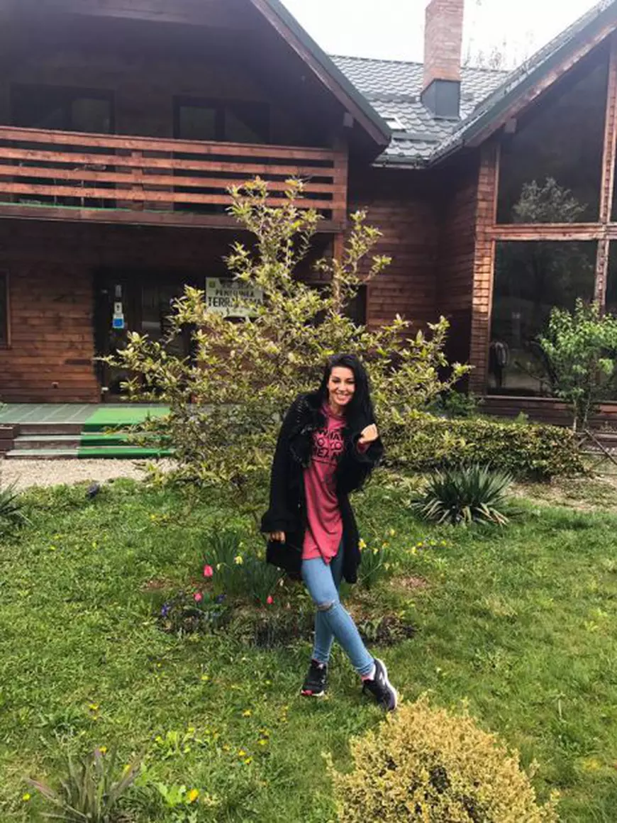 Elena Ionescu a slăbit. Cum arată artista la un an de când a părăsit trupa Mandinga