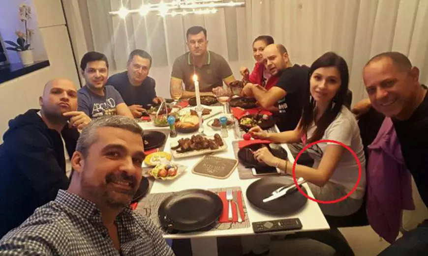 Iubita lui Liviu Vârciu și-a etalat mândră burtica în ziua de Paște. Nea Mărin le-a fost alături