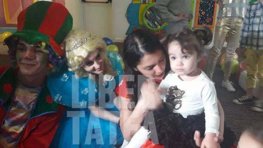 EXCLUSIV/ Rosa, fiica lui Pepe, împlinește doi ani. Petrecere cu cu Hello Kity și... trandafiri!