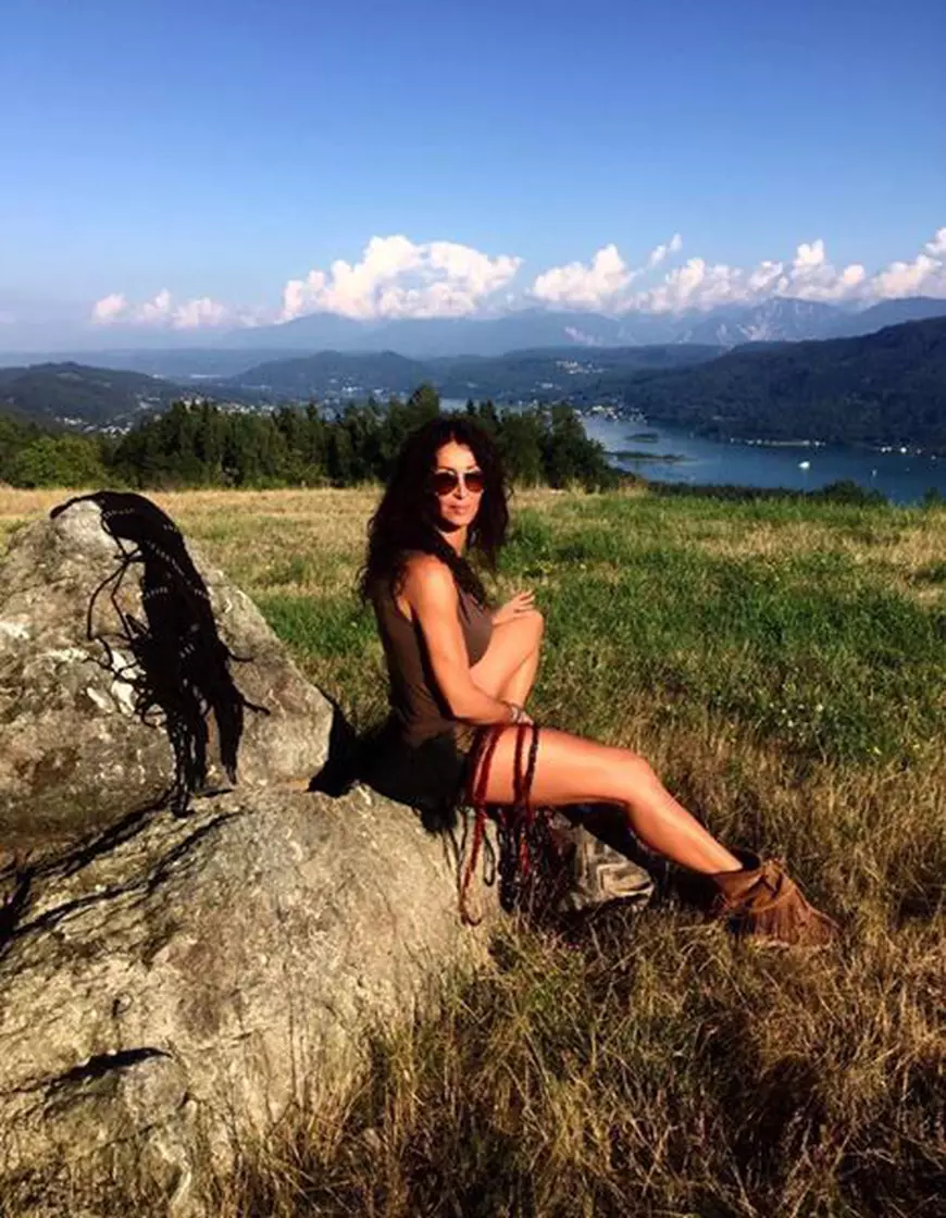 Mihaela Rădulescu, sexy la iarbă verde. Cum a pozat-o Felix Baumgartner