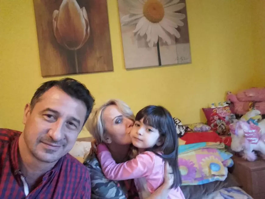 Cea mai frumoasă ipostază de familie cu Daniela Gyorfi. Vedeta radiază când e lângă ei