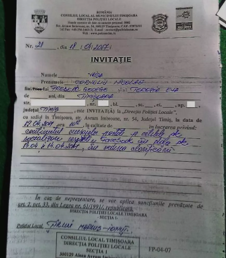 UPDATE: Doi polițiști locali din Timișoara, amendați după ce au blocat trotuarul. Sancțiune și pentru timișoreanul care i-a pozat