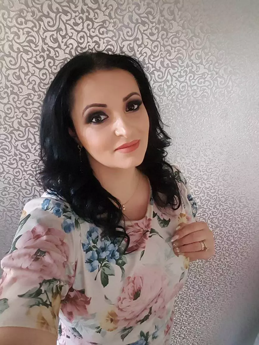 Silvana Rîciu a primit o rochie de-a Ilenei Ciuculete. Cum arată îmbrăcată cu ea | FOTO