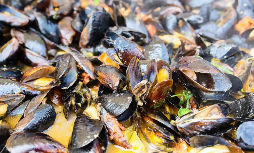 Chef Scărlătescu a pregătit 12 tone de scoici. Surprize la festivalul de la Constanța