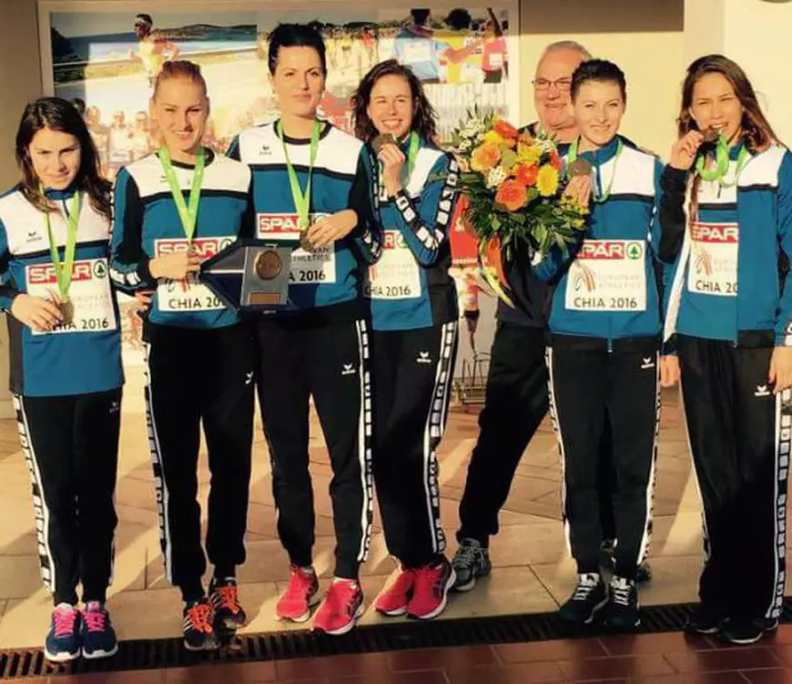Andreea Pîșcu este campioană națională la semimaraton. Povestea unui ”baby-face-killer” al curselor de fond. Aleargă 700 km/ lună!