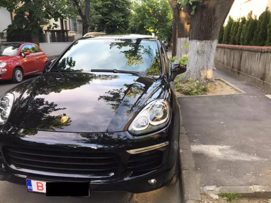 Oana Zăvoranu și-a luat bolid de lux. S-a lăudat cu bijuteria și i-a lăsat mască pe toți