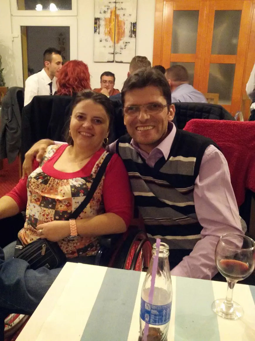 EXCLUSIV/ Îndrăgostiți la bine și în boală. Iubirea nu este rară pentru suferinzii cu maladii incurabile.