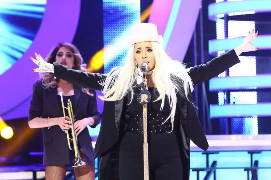 Lady Gaga și Sting, Inna, Horia Brenciu și Jean de la Craiova pe aceeași scenă