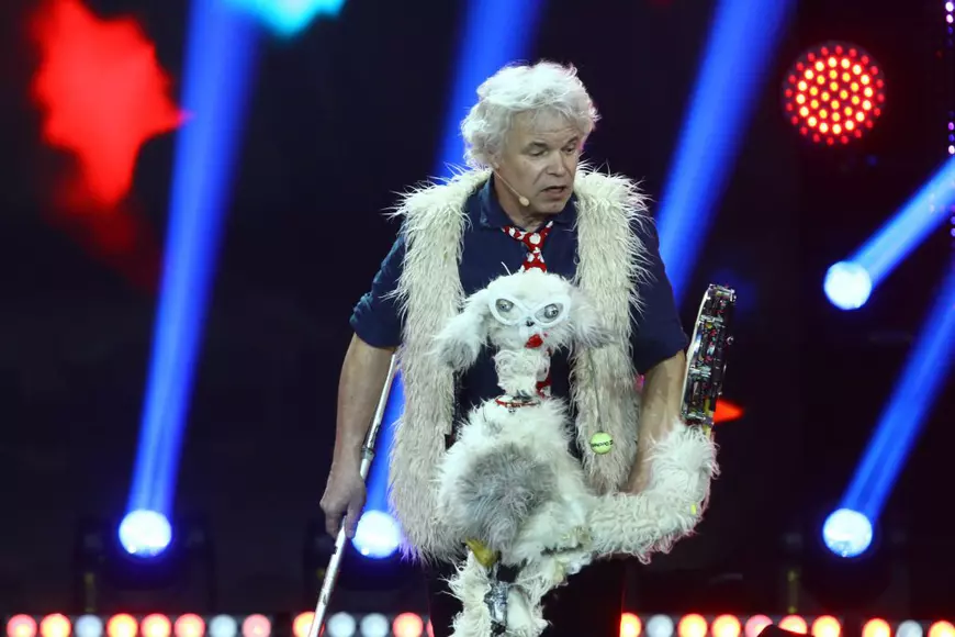 Delia cântă la cârjă în cea de a zecea ediție iUmor. Nimeni nu se aștepta la așa ceva | FOTO