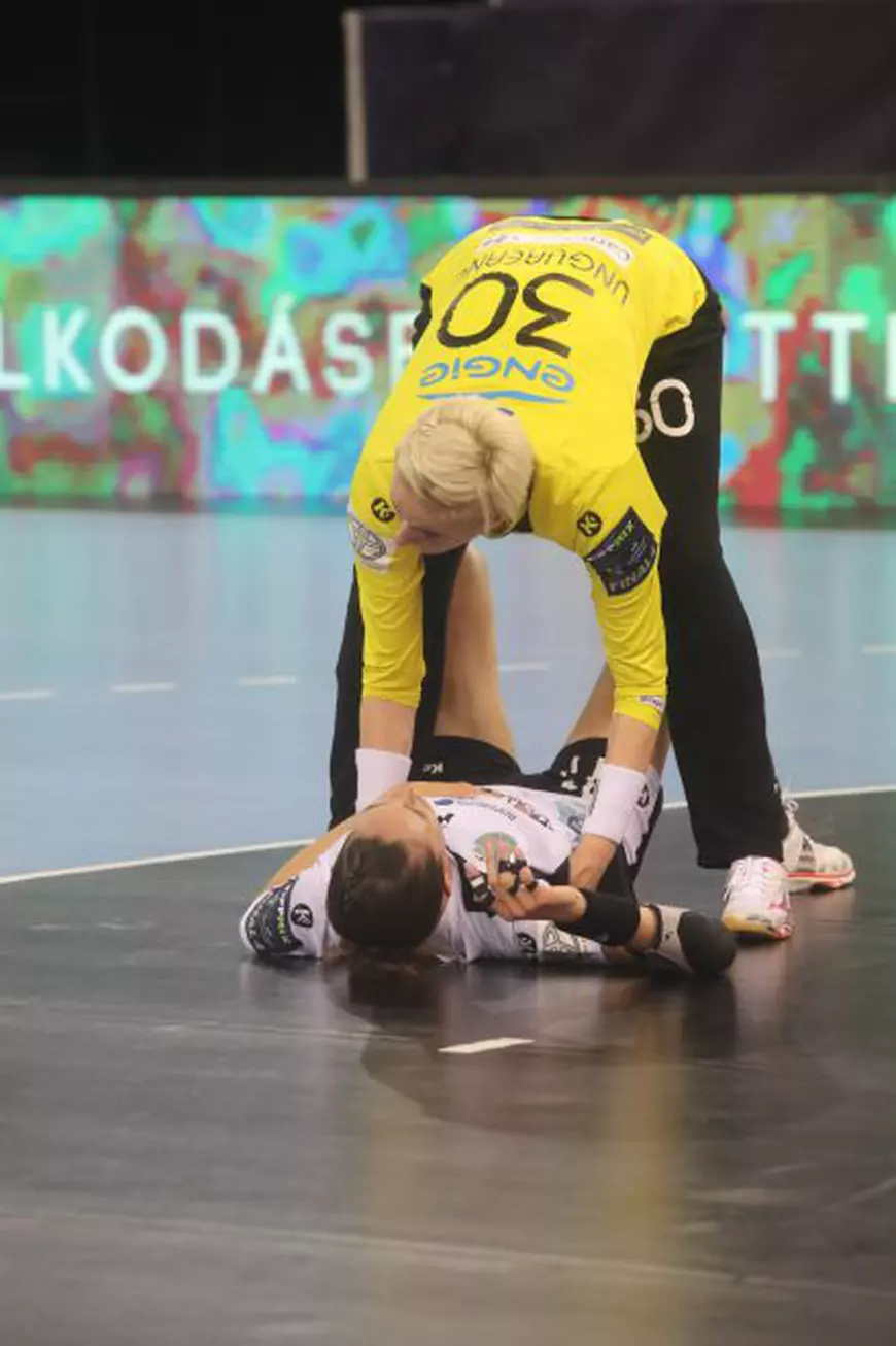 Declarații după bronzul obținut de CSM București la Final Four-ul Ligii Campionilor la handbal feminin. ”Sunt mândru de fetele mele”
