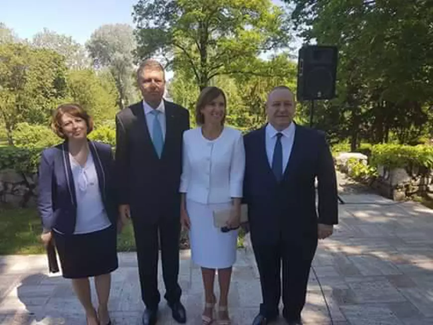 Vizită simbolică a lui Jean-Claude Juncker, în România, ținută ”istorică” a primei doamne