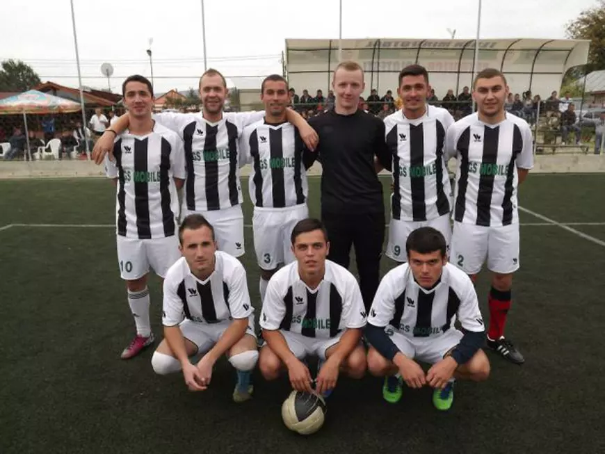 Un fotbalist român în vârstă de numai 27 de ani s-a spânzurat! Mama lui l-a găsit în bucătărie! Ultimul mesaj este sfâșietor