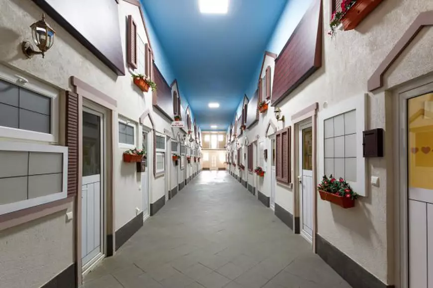 VIDEO EXCLUSIV/ Superofertă pentru cățeii de bani gata! Hoteluri de lux, servicii spa și masaj, parfumuri și mobilier de mii de lei