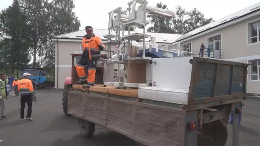 Maternitatea din Fălticeni, închisă din cauza bacteriilor. Incubatoarele au fost transportate cu mașina de gunoi