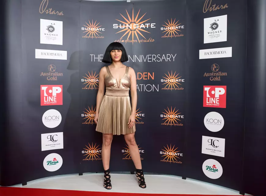 VIDEO EXCLUSIV/ Când și cum și-a schimbat Lora numele din buletin. „Niște americani m-au botezat”