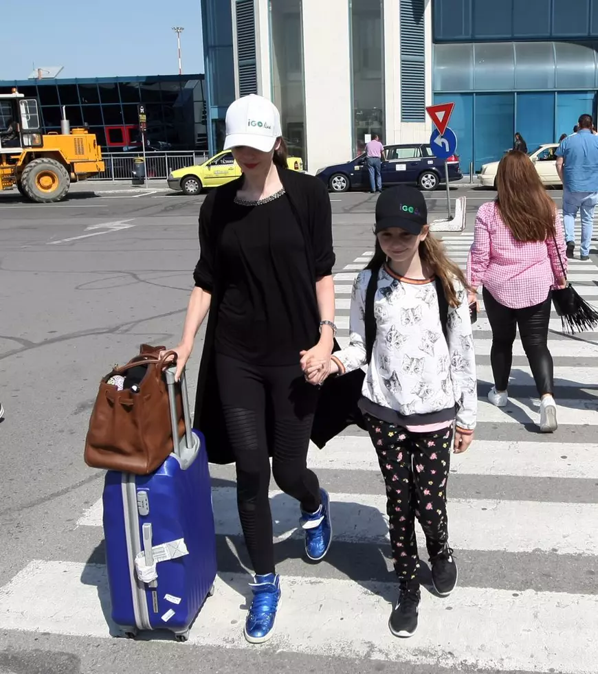 VIDEO EXCLUSIV/ Monica urmărește toată activitatea online a fiicei sale, pentru a o feri de pericole. ”Dacă postează ceva nepotrivit...”