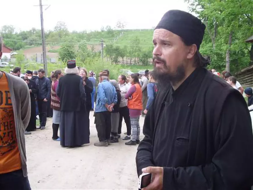 amenințări cu moartea între preoți în județul Botoșani