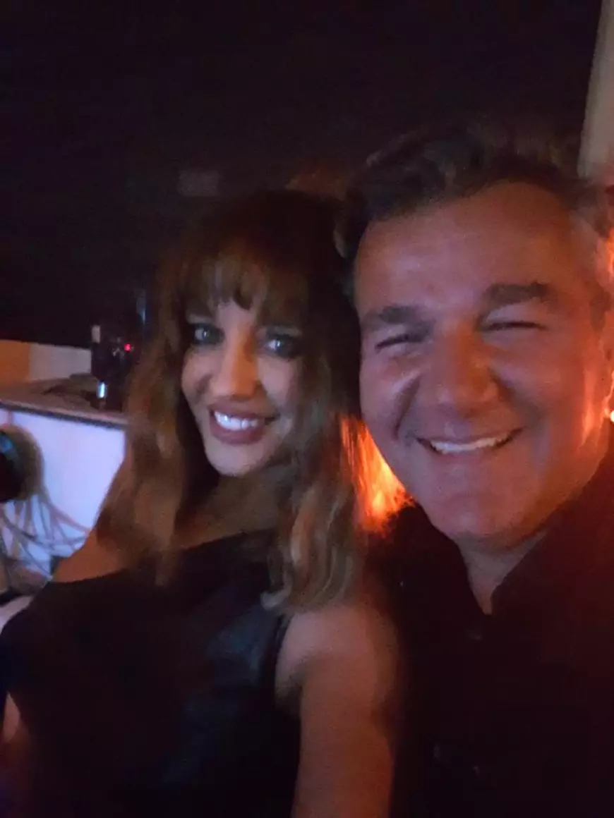 Dan Bittman, distracție în club cu fosta iubită. Radiază lângă Tania Budi