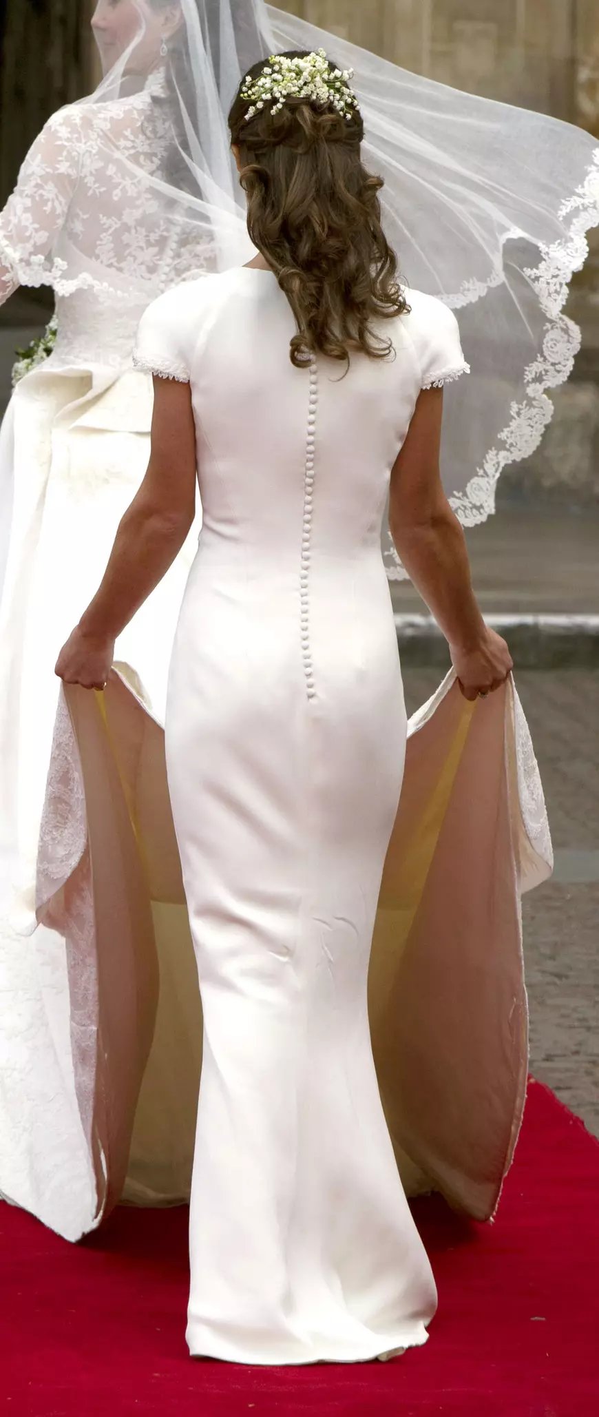 S-au inversat rolurile! Kate Middleton, surprinsă aproape în aceeași ipostază ca Pippa în urmă cu șase ani