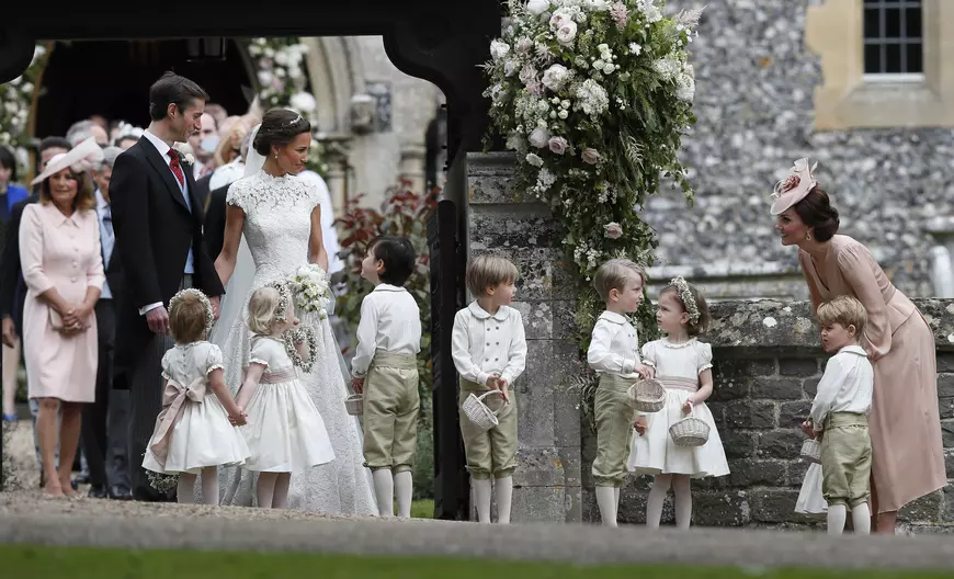 FOTO | Prințul George și prințesa Charlotte, în centrul atenției la nunta mătușii Pippa Middleton