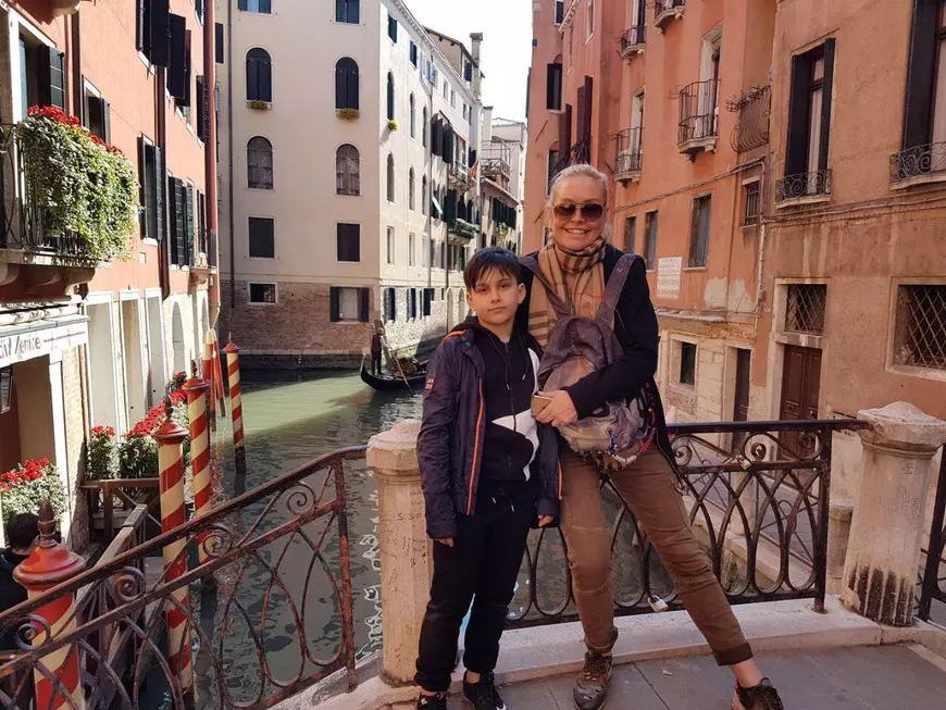 VIDEO EXCLUSIV/ Vai de soarta iubitelor lui Edan! Vica a pus embargou pe genți, bijuterii și haine