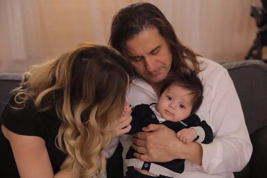 VIDEO/ Așa tată, așa fiu! Micuțul lui Marian Ionescu a pus mâna pe pian, la doar 7 luni