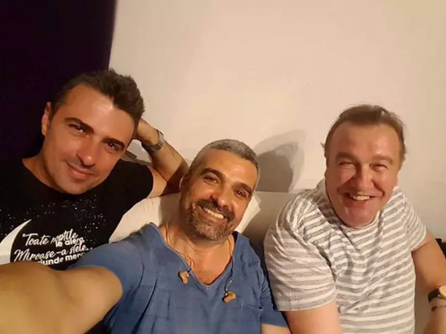 Aurelian Temișan după ce s-a operat. Gabriel Cotabiță și Cornel Ilie, alături de artist