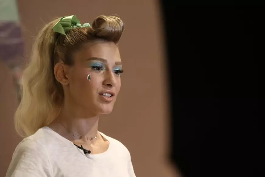 VIDEO EXCLUSIV/ Mama Alinei Eremia a contribuit cel mai mult la cariera artistei. „Îi mulțumesc pentru decizia pe care a luat-o”