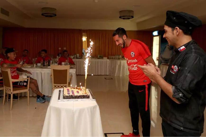 LIVE TEXT România - Chile 3-2. Marți 13 cu noroc! Am revenit de la 0-2. Stancu și Stanciu au marcat două goluri fabuloase. Debutantul Băluță, un jucător căruia cifra 13 i-a marcat viața și cariera, a adus victoria / VIDEO