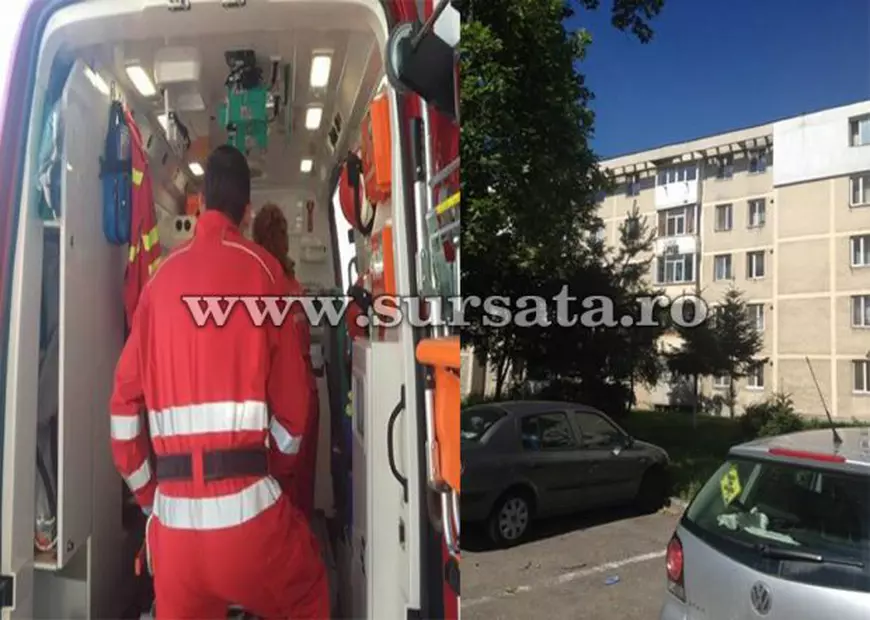 Un copil de doi ani a supravieţuit după ce a căzut de la etajul 3 al unui bloc