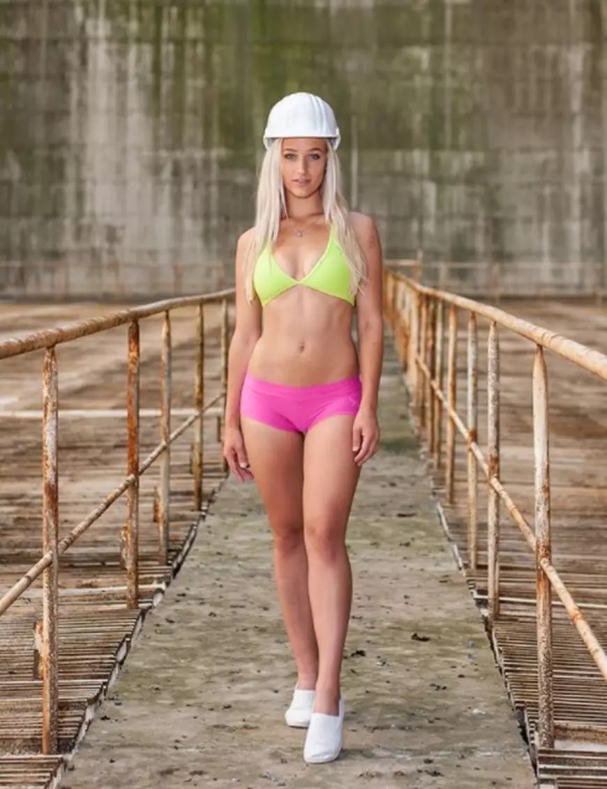 O centrală nucleară a organizat un concurs de costume de baie pentru a găsi o stagiară