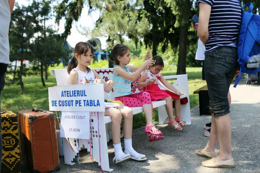 ”Ziua Universală a Iei” a început cu o mai devreme la București, spre bucuria copiilor