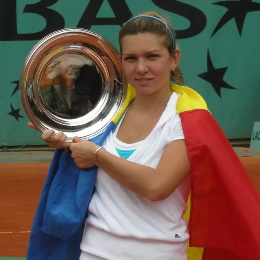 Simona Halep, a treia finală a carierei la Roland Garros. Ce spune Elena Bogdan, învinsa din 2008