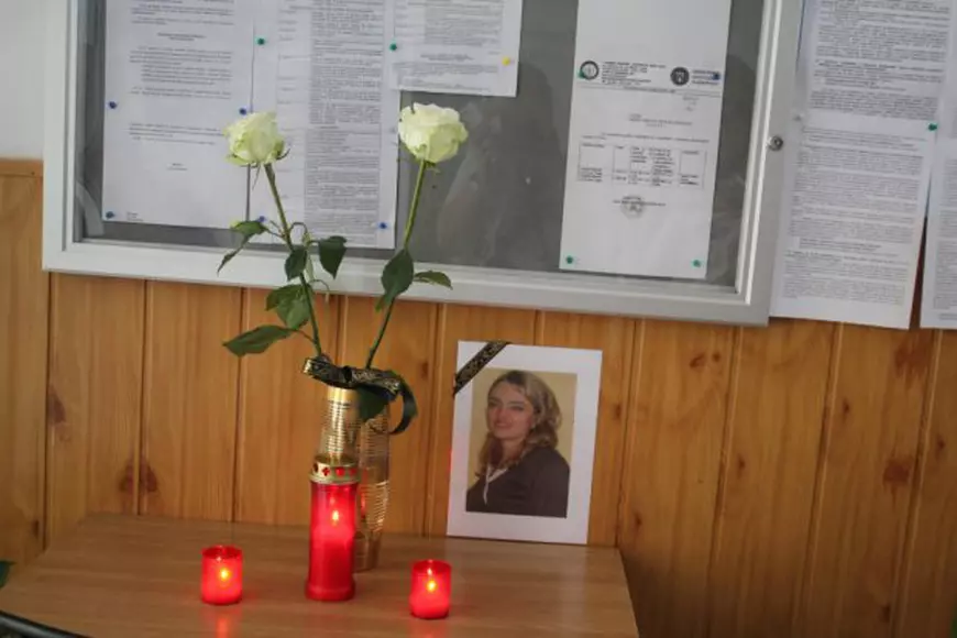 Rozina Miron a murit în timpul Bacalaureatului, la Galați. Informaticiana ar fi fost persecutată de conducerea colegiului