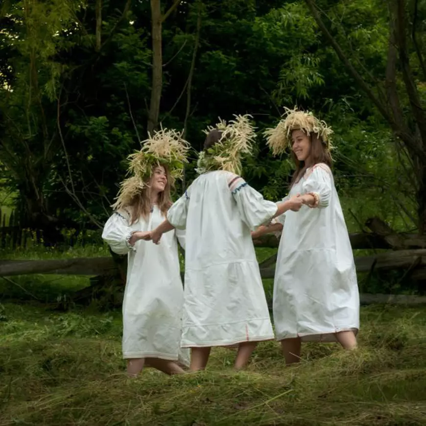 ”Ziua Universală a Iei” a început cu o mai devreme la București, spre bucuria copiilor